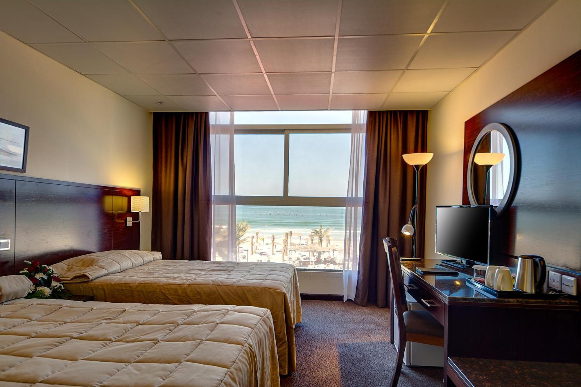 Ajman Beach Hotel Ngoại thất bức ảnh