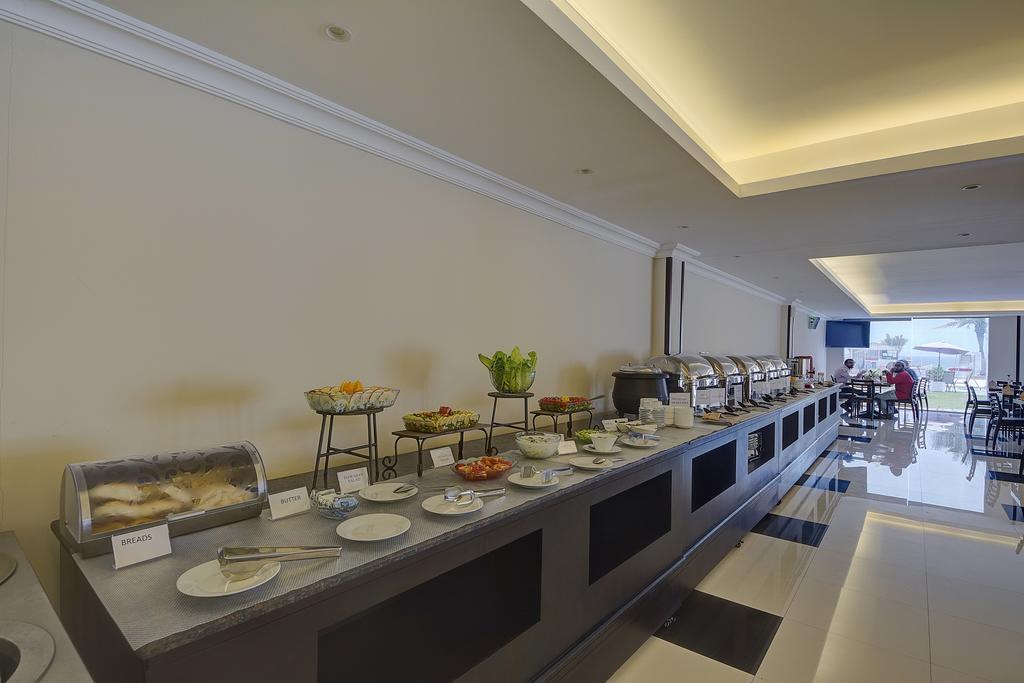 Ajman Beach Hotel Ngoại thất bức ảnh